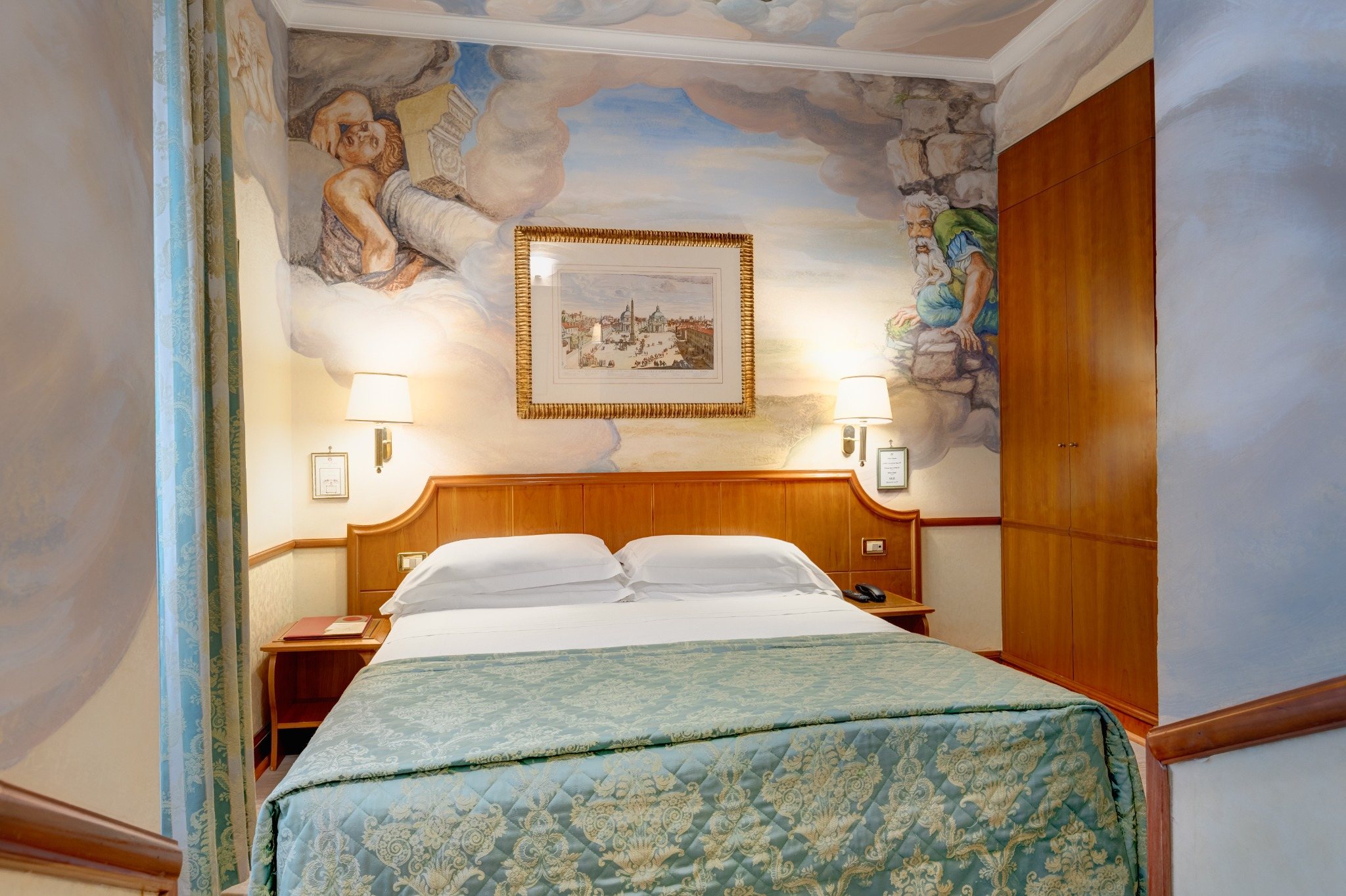 Triple Room detail 1